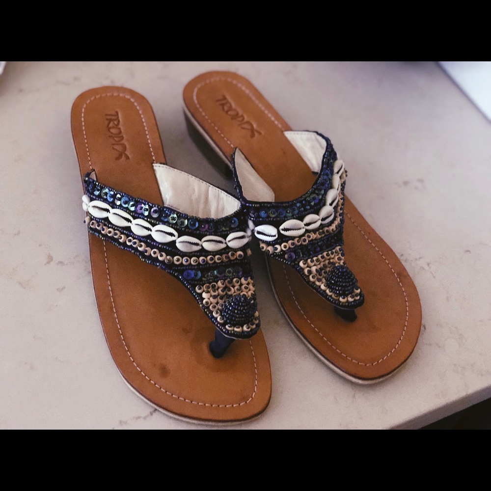Shell embroidered sandals